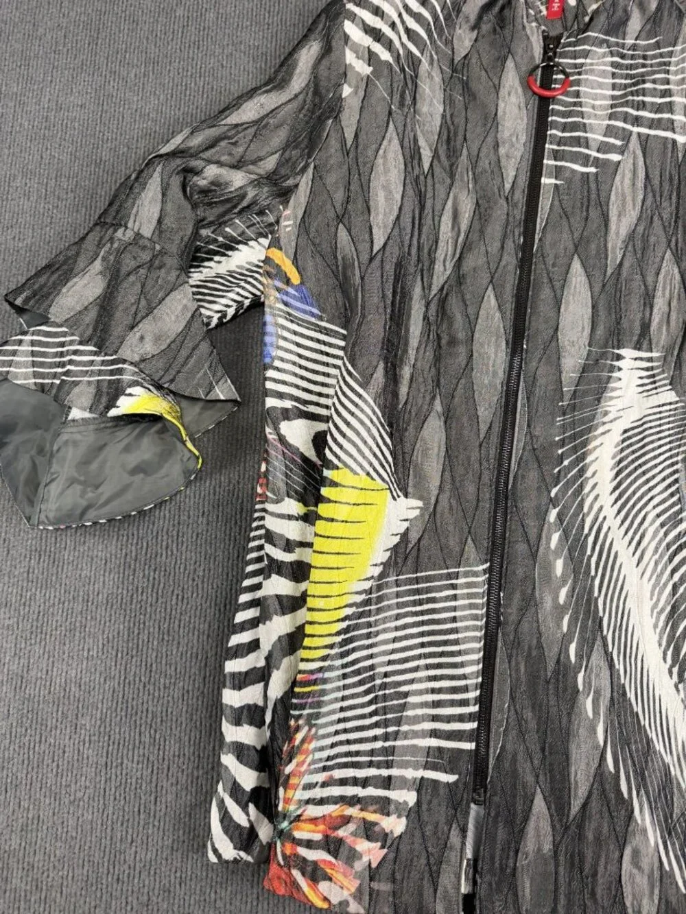 IC Collection Zip-Up Jacket With Ruffled Sleeves - Abstract Print - Womens XL